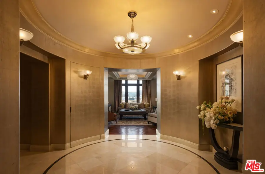 225 N Canon Drive #7D, Beverly Hills, CA 90210 - #2