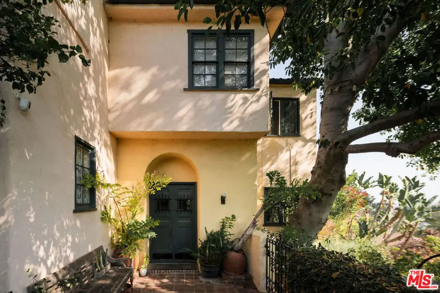 6470 Ivarene Avenue, Los Angeles, CA 90068 - #3