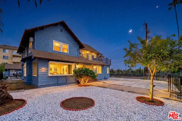 2205 S Hobart Boulevard, Los Angeles, CA 90018