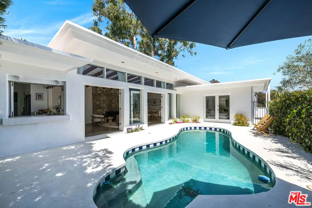 429 N Greencraig Road, Los Angeles, CA 90049 - #1