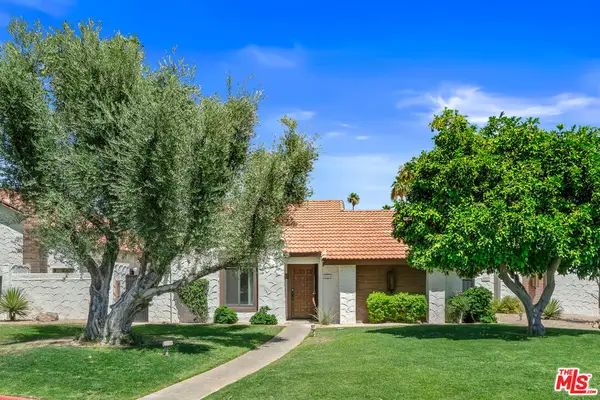 2252 Miramonte Circle #B, Palm Springs, CA 92264