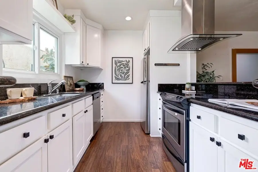 1337 Berkeley Street #7, Santa Monica, CA 90404 - #3