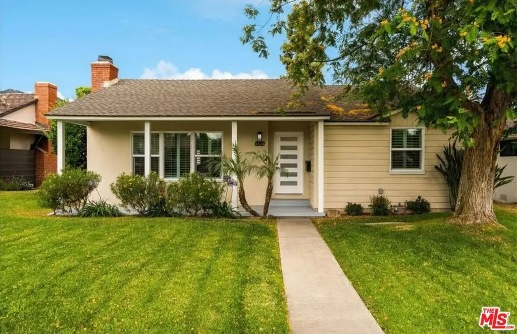 2616 N Buena Vista Street, Burbank, CA 91504 - #1