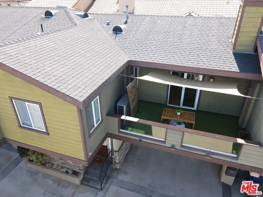 2516 Gates Avenue #B, Redondo Beach, CA 90278 - #3