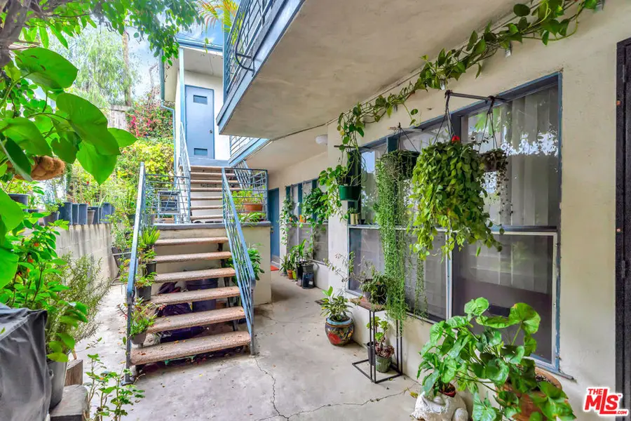 3637 S Sepulveda Boulevard, Los Angeles, CA 90034 - #3