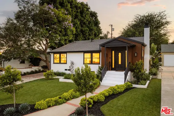 8421 Airlane Avenue, Los Angeles, CA 90045