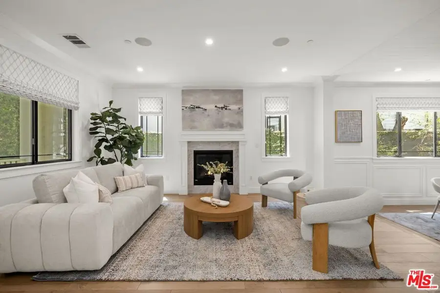 3043 Greenfield Avenue, Los Angeles, CA 90034 - #3