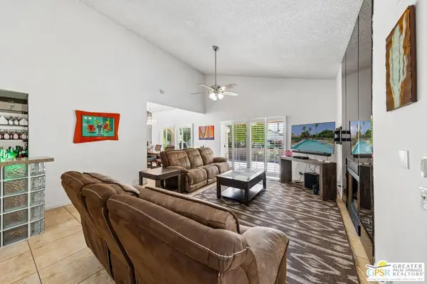 2671 N Whitewater Club Drive, Palm Springs, CA 92262