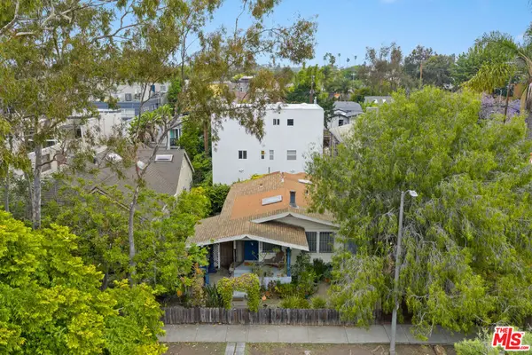 563 Westminster Avenue, Venice, CA 90291