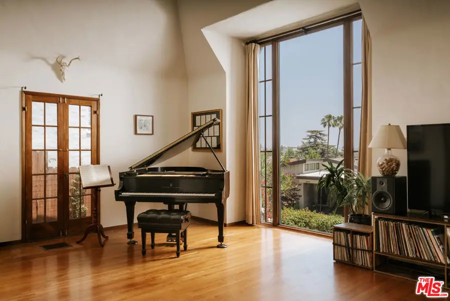 1937 Myra Avenue, Los Angeles, CA 90027 - #2