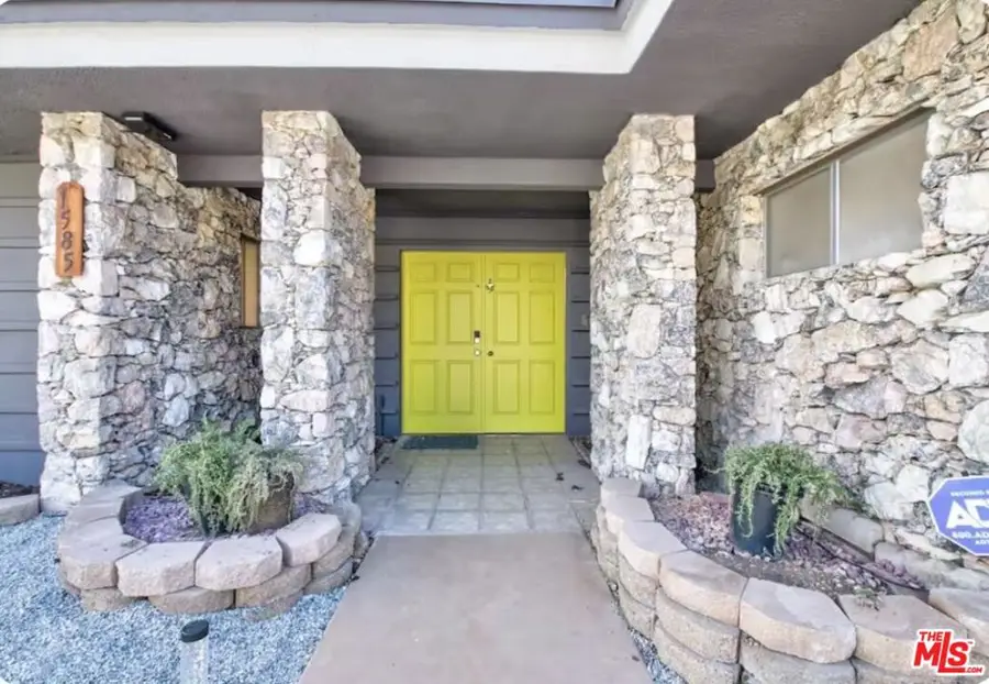 1585 E Madrona Drive, Palm Springs, CA 92264 - #2