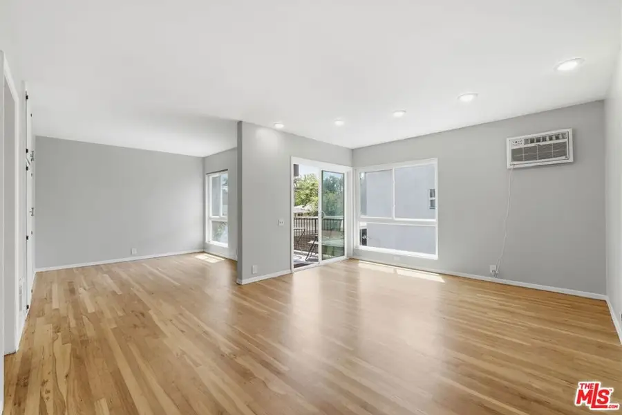 11120 Queensland Street #D40, Los Angeles, CA 90034 - #2