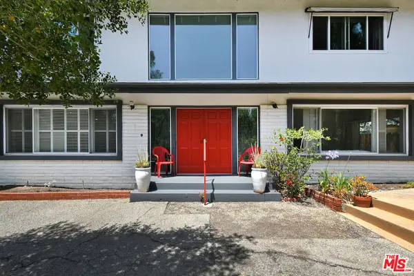 11944 Briarvale Lane, Studio City, CA 91604