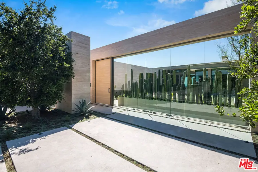 9016 Thrasher Avenue, Los Angeles, CA 90069 - #2