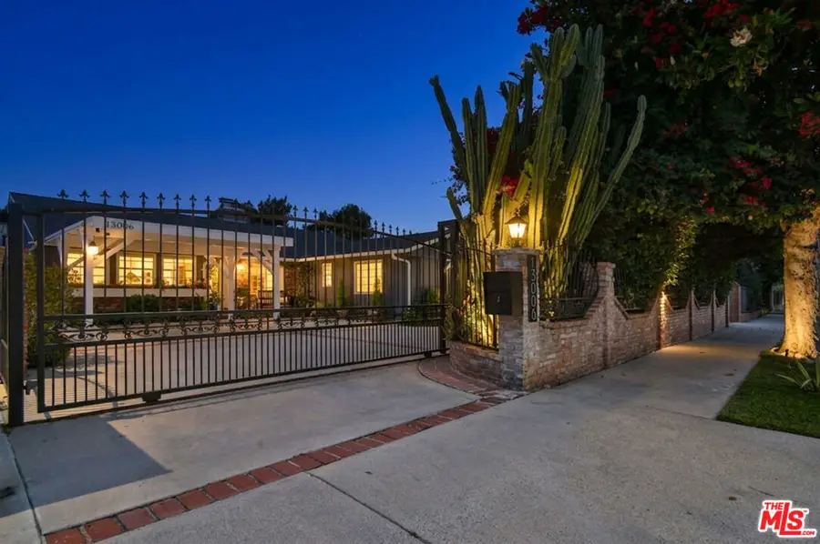13006 Magnolia Boulevard, Sherman Oaks, CA 91423 - #3