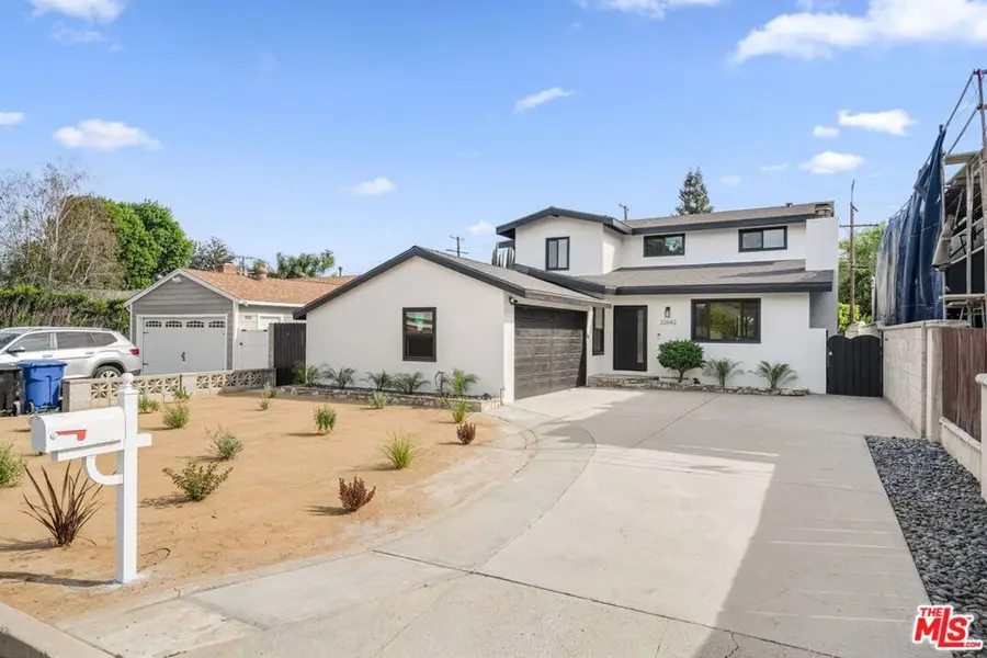22642 Berdon Street, Woodland Hills, CA 91367 - #3