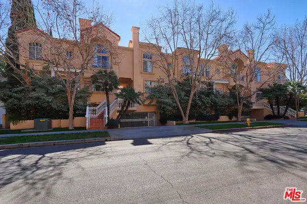 11112 La Maida Street #14, North Hollywood, CA 91601