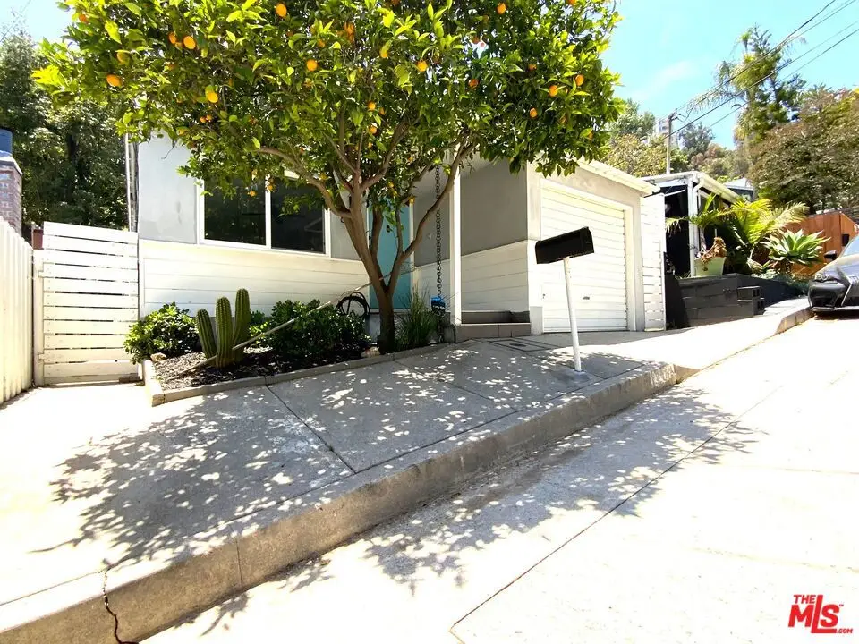 8462 Kirkwood Drive, Los Angeles, CA 90046 - #1