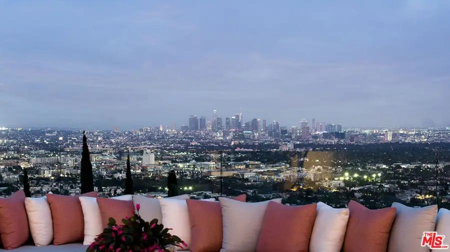 1641 Woods Drive, West Hollywood, CA 90069 - #2