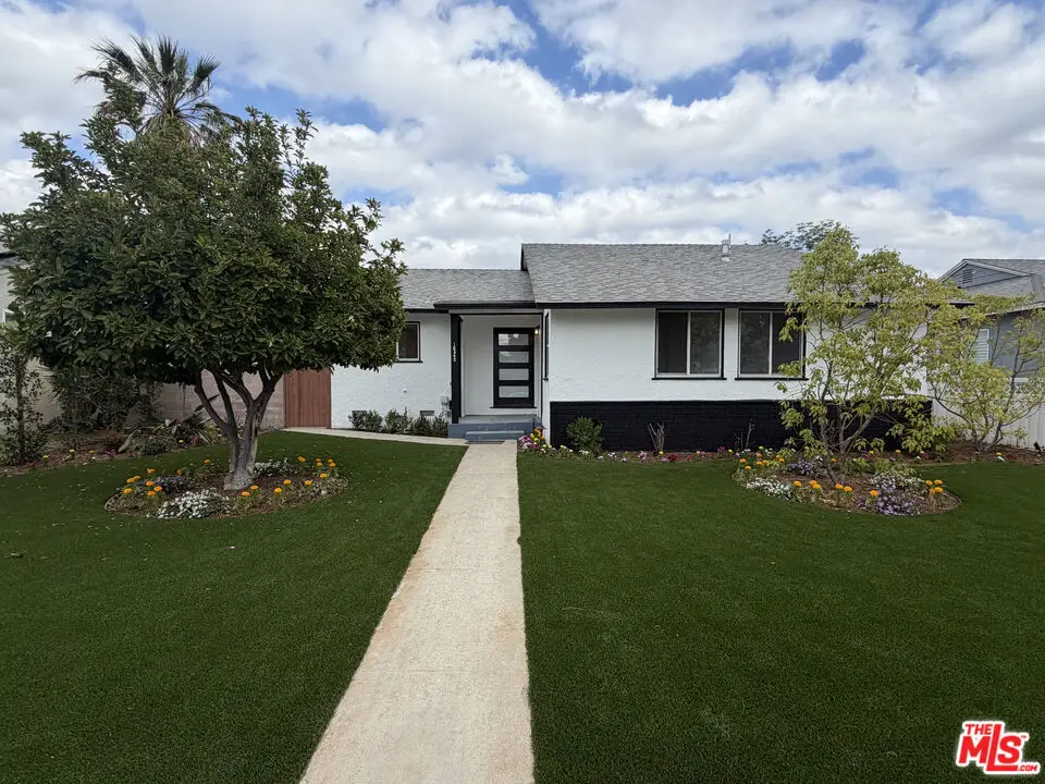10342 Haskell Avenue, Granada Hills, CA 91344 - #1