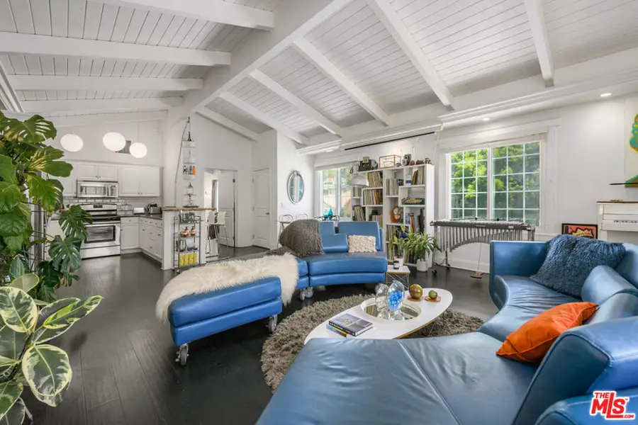 2225 N Cahuenga Boulevard, Los Angeles, CA 90068 - #2