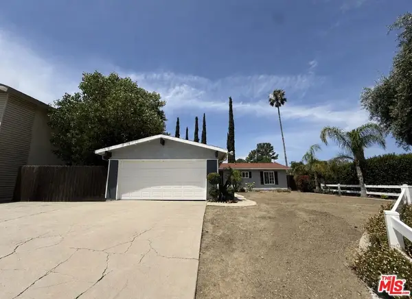 26129 Abdale Street, Newhall, CA 91321
