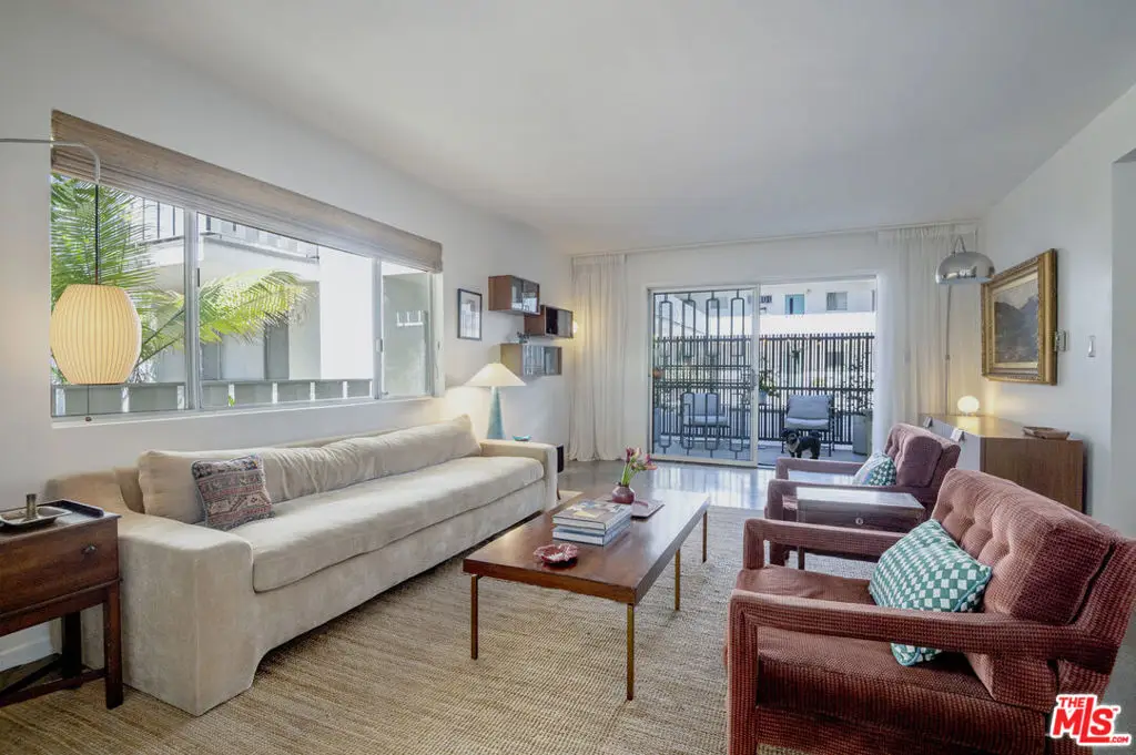 4343 Finley Avenue #2, Los Angeles, CA 90027 - #1