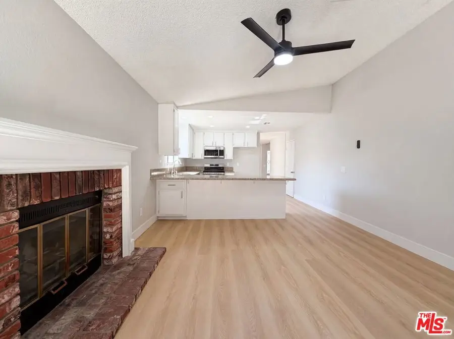 42355 Willeta Avenue, Lancaster, CA 93536 - #3