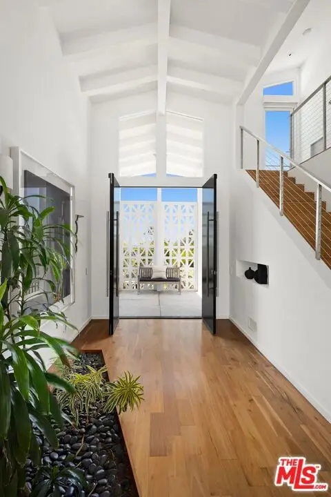 2110 Westridge Road, Los Angeles, CA 90049 - #3