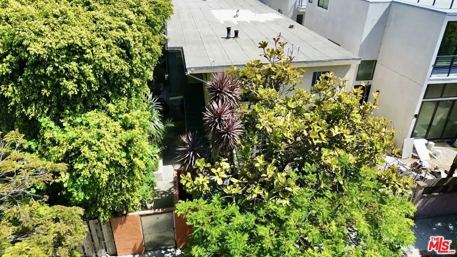 512 Westminster Avenue, Venice, CA 90291 - #2