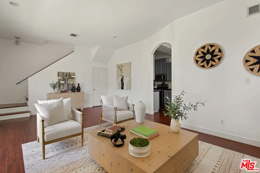 4520 Fulton Avenue #14, Sherman Oaks, CA 91423 - #1