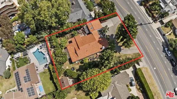 5535 Hazeltine Avenue, Sherman Oaks, CA 91401