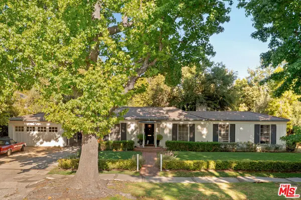 560 Loring Avenue, Los Angeles, CA 90024