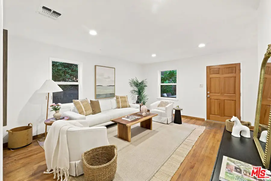 3628 Rosewood Avenue, Los Angeles, CA 90066 - #2
