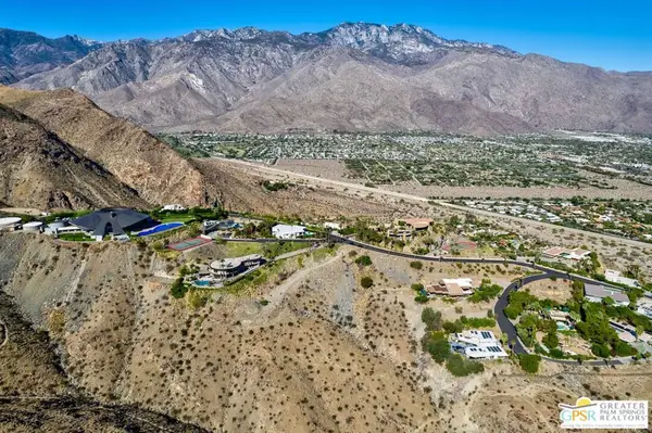 2390 Southridge Dr, Palm Springs, CA 92264