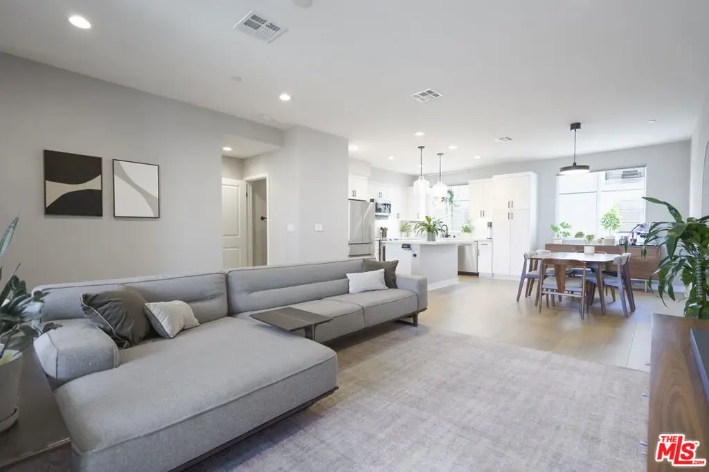 2189 Bluewing Walk, Gardena, CA 90249 - #1