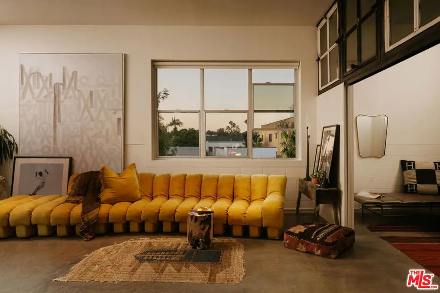 630 Rose Avenue #1, Venice, CA 90291 - #3