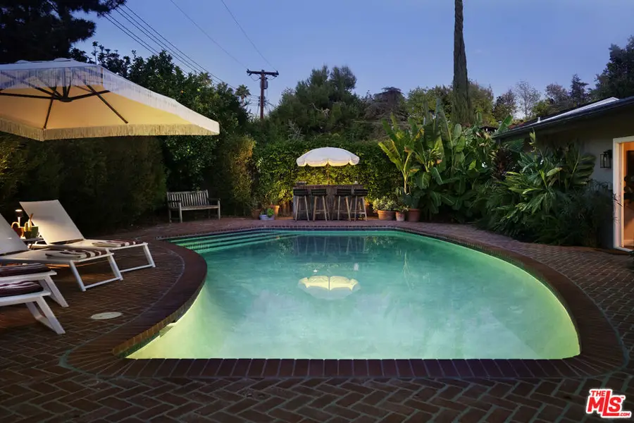 22429 Bessemer Street, Woodland Hills, CA 91367 - #3