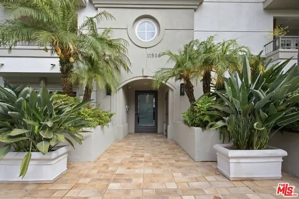 11908 Darlington Avenue #203, Los Angeles, CA 90049