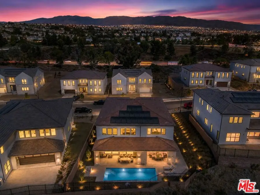 20534 Edgewood Court, Chatsworth, CA 91311 - #3