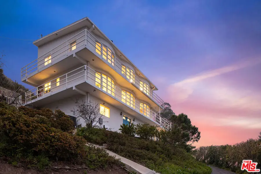 21733 Castlewood Drive, Malibu, CA 90265 - #2