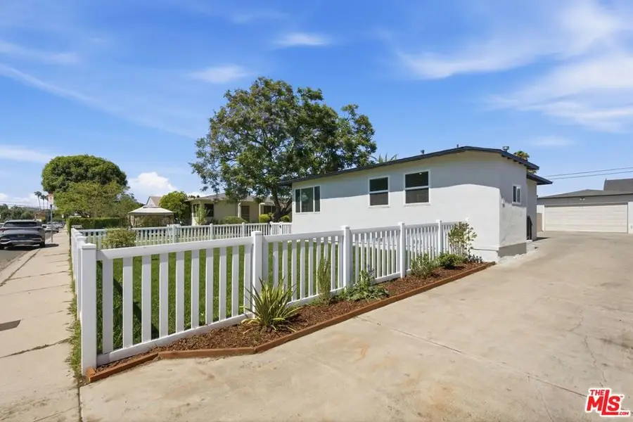 8324 Barnsley Avenue, Los Angeles, CA 90045 - #2