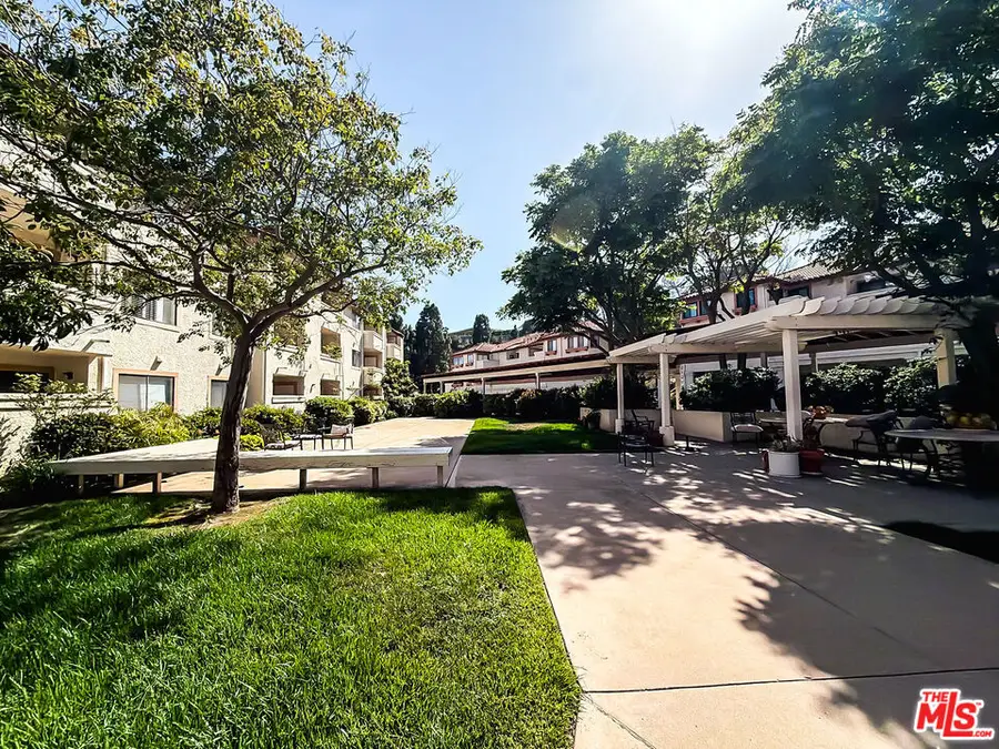 501 Palisades Drive #317, Pacific Palisades, CA 90272 - #2