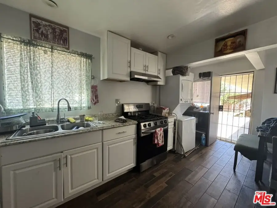 3551 Denver Avenue, Long Beach, CA 90810 - #3