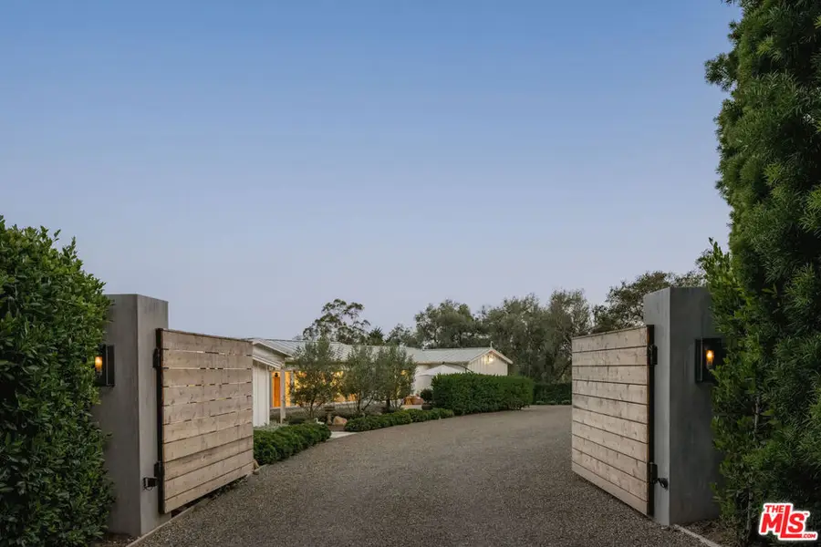 1071 E Mountain Drive, Santa Barbara, CA 93108 - #2
