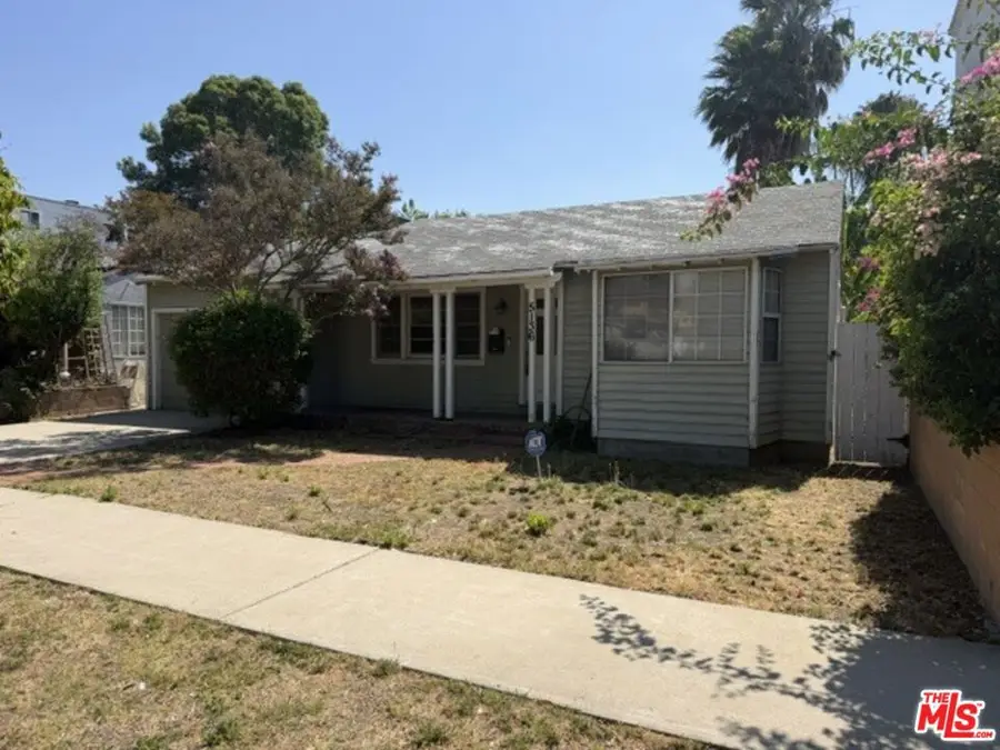 5136 Noble Avenue, Sherman Oaks, CA 91403 - #2