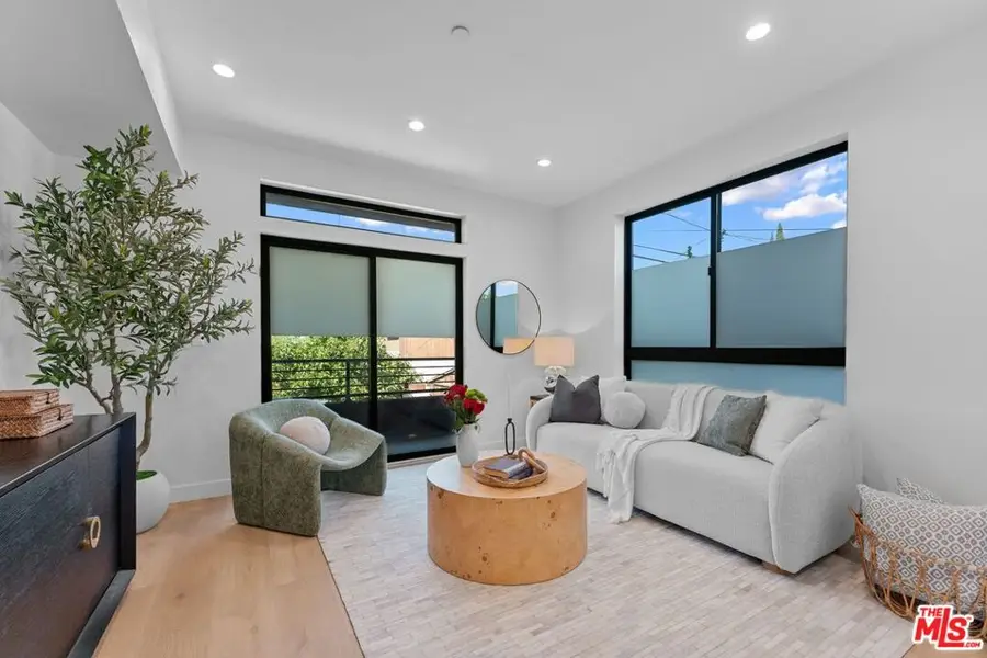 5443 Blackwelder Street, Los Angeles, CA 90016 - #2