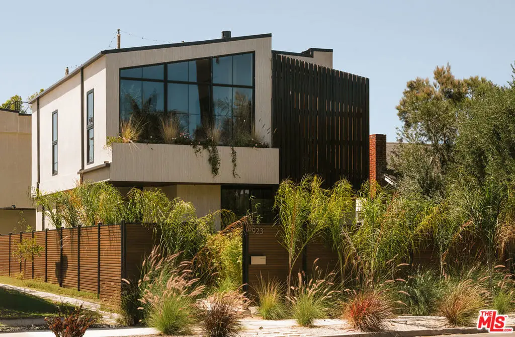 923 Milwood Avenue, Venice, CA 90291 - #1
