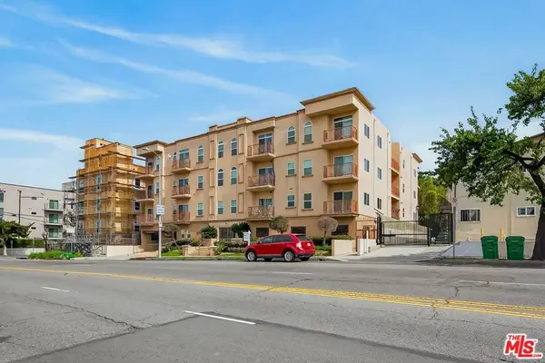 956 S Wilton Place #201, Los Angeles, CA 90019