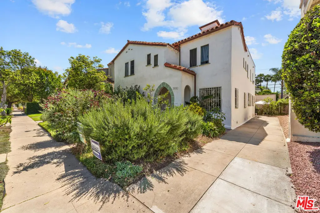 8130 Blackburn Avenue, Los Angeles, CA 90048 - #1